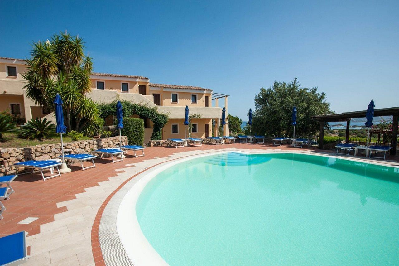 Hotel Stelle Marine Cannigione Esterno foto